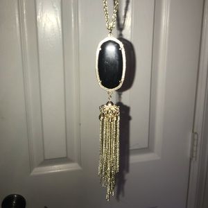 Kendra Scott knock-off necklace